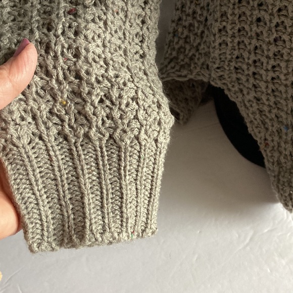 Rue 21 Gray Speckled Pullover Sweater Size Medium - Picture 5 of 12